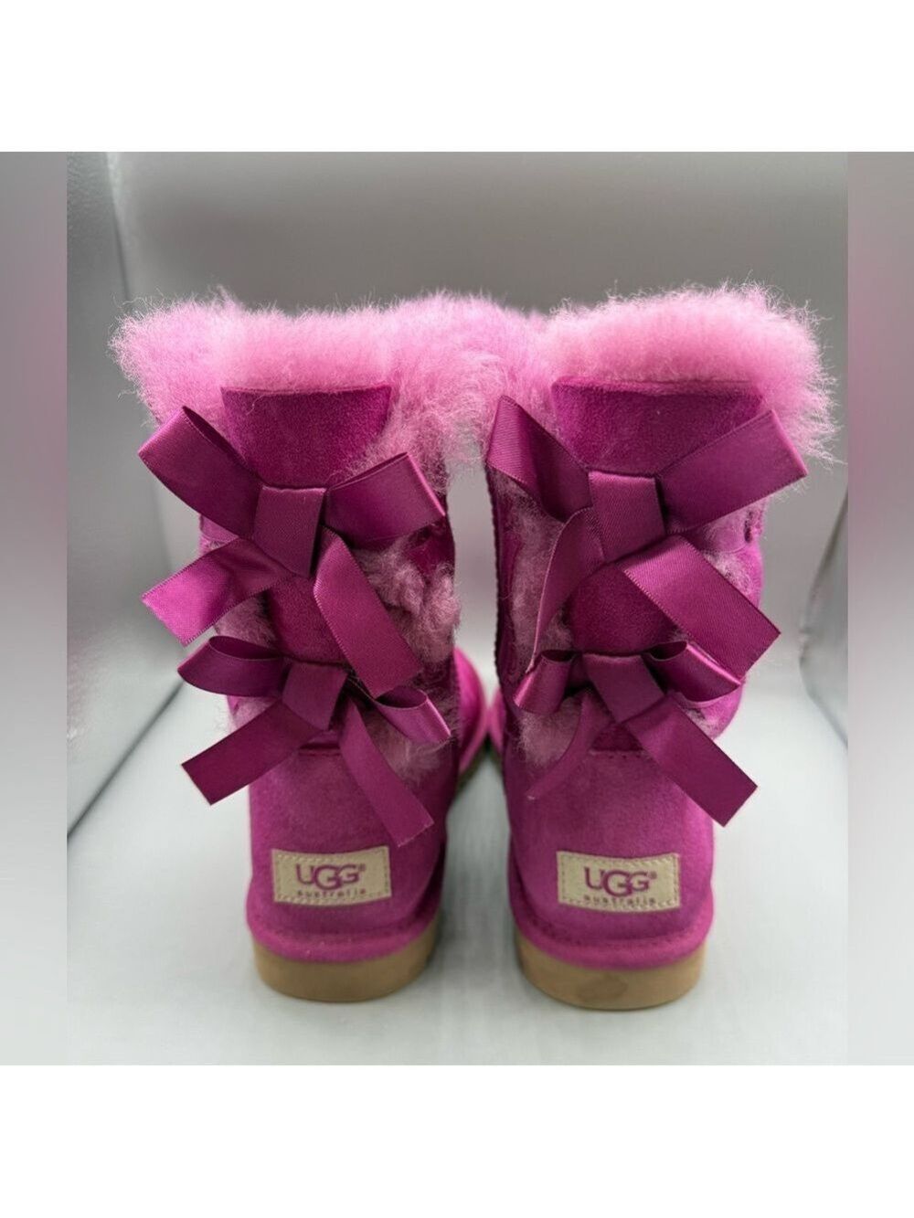UGG Classic Bailey Bow II Boots in Paz Pink /US Womens Size 6 / Gently Used - Picture 11 of 12